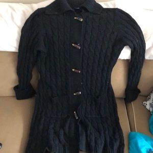 GAP black toggle sweater